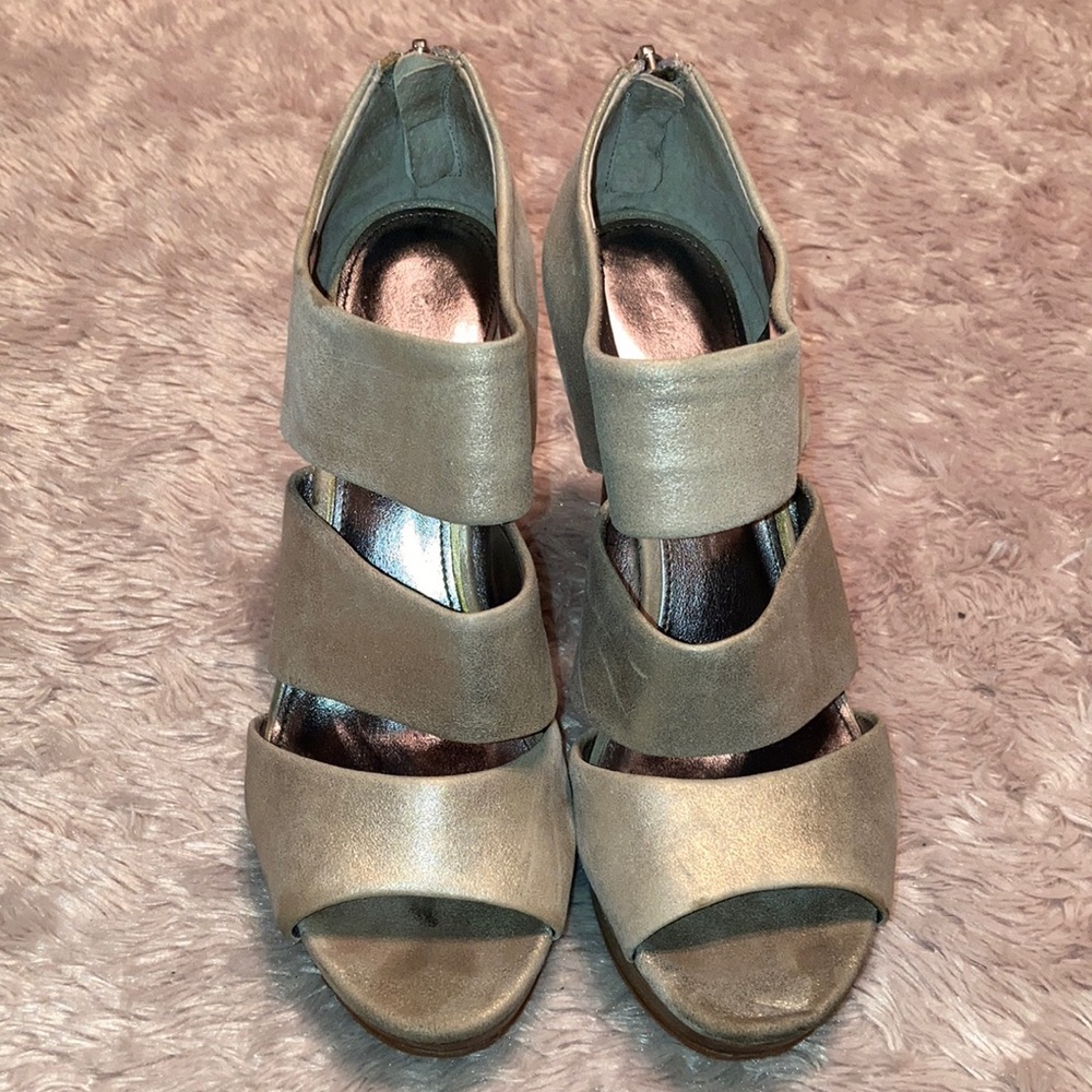 Calvin Klein Gold Metallic Heels